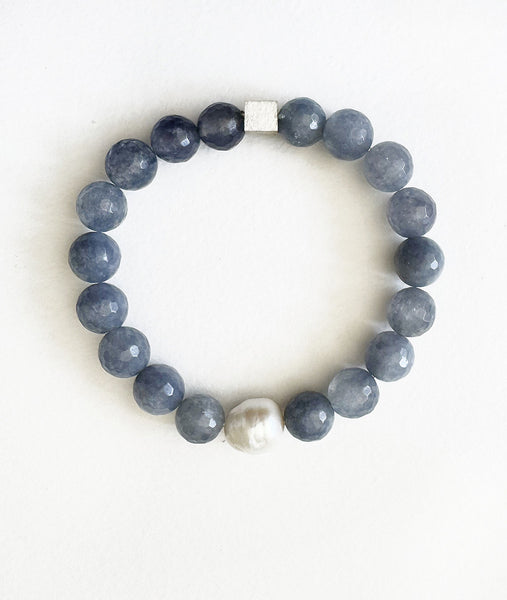 . NESHKA artwork 'AGATES, FRESH WATER PEARL & SILVER BRACELET' at Canada House Gallery