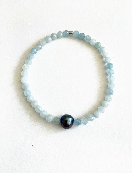 . NESHKA artwork 'AQUAMARINE & FRESH WATER PEARL BRACELET' at Canada House Gallery