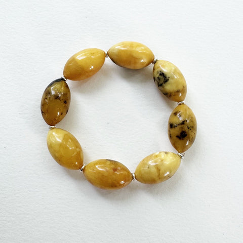 OLIVE SHAPED BALTIC AMBER
