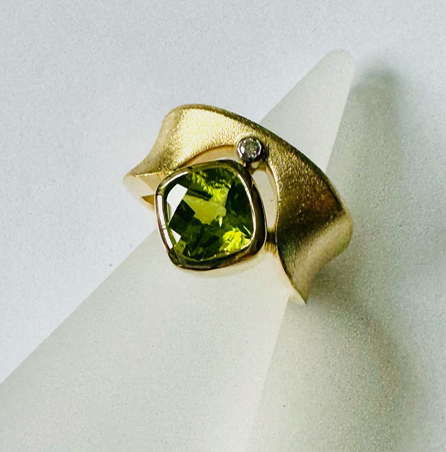 Susan Kun artwork 'PERIDOT RING' at Canada House Gallery