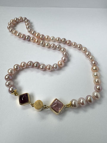 FRESHWATER PEARL STRAND