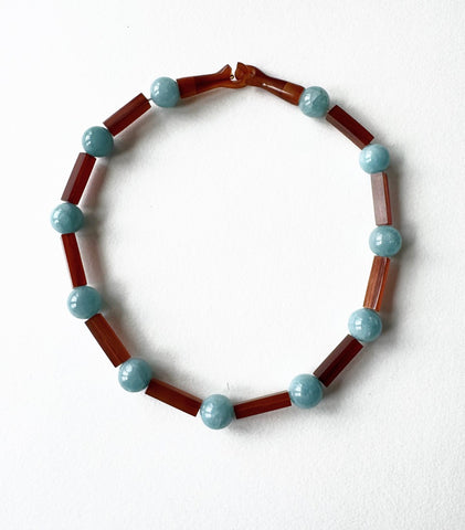 AQUAMARINE AND RESIN NECKLACE