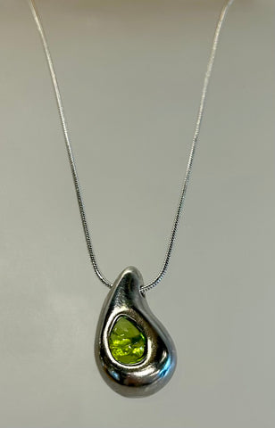PERIDOT NECKLACE