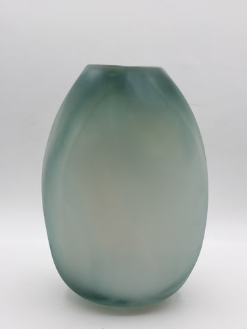 BLUE QUARTZ VASE